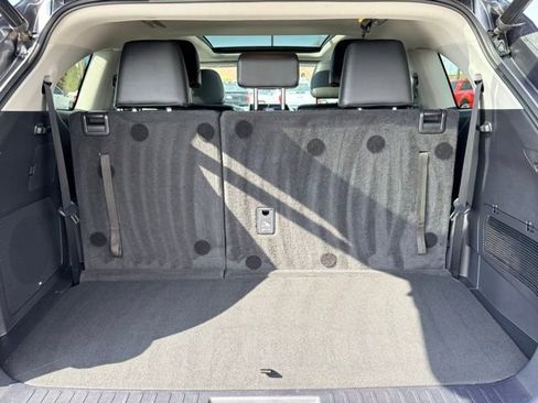 Used 2022 Toyota Highlander Platinum AWD/4WD image 18