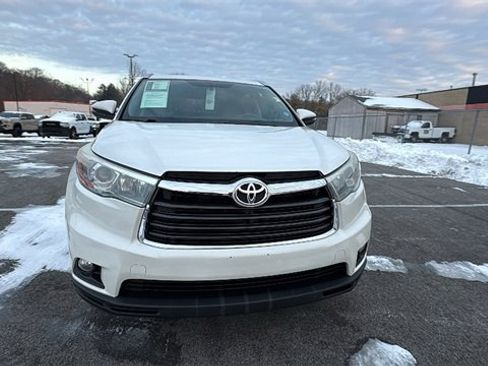 Used 2016 Toyota Highlander XLE image 8