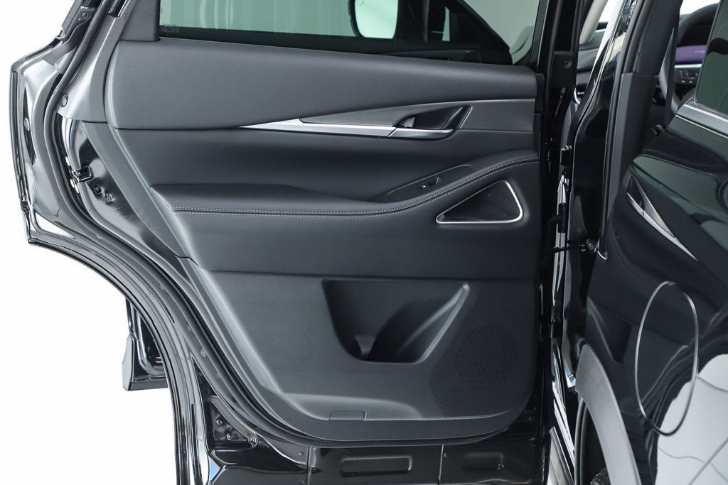 New 2027 INFINITI QX60 Luxe AWD/4WD image 17