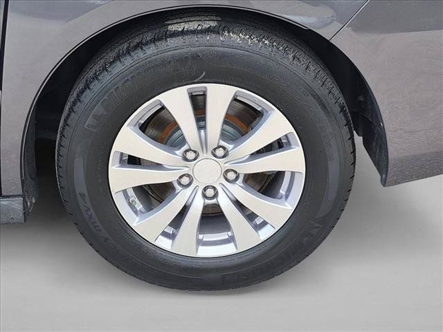 Used 2016 Honda Odyssey SE image 24