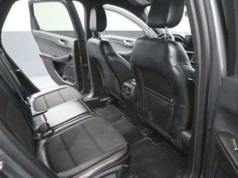 Certified 2023 Ford Escape ST-Line w/ Tech Pack #1 FWD image 10