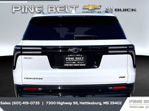 New 2026 Chevrolet Traverse RS FWD image 4