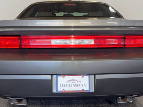Used 2010 Dodge Challenger R/T RWD image 7