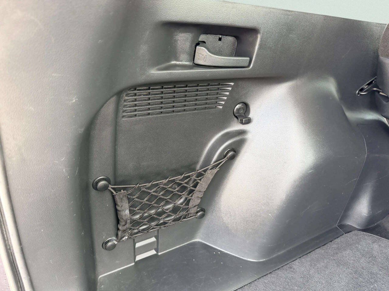 Used 2015 Honda CR-V LX image 8