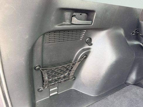 Used 2015 Honda CR-V LX image 8