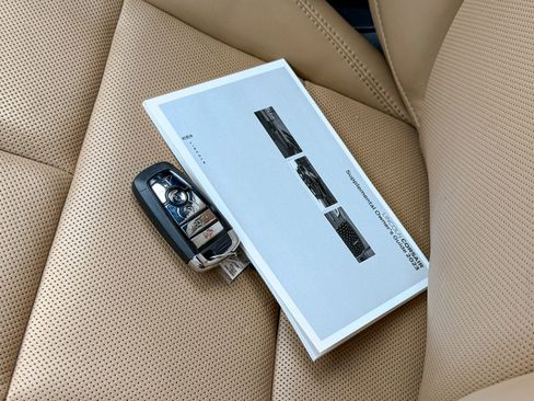 Used 2023 Lincoln Corsair Reserve w/ Jet Appearance Package image 35