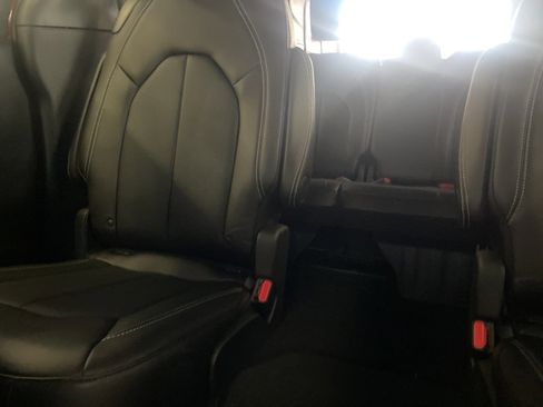 New 2026 Chrysler Voyager LX image 34