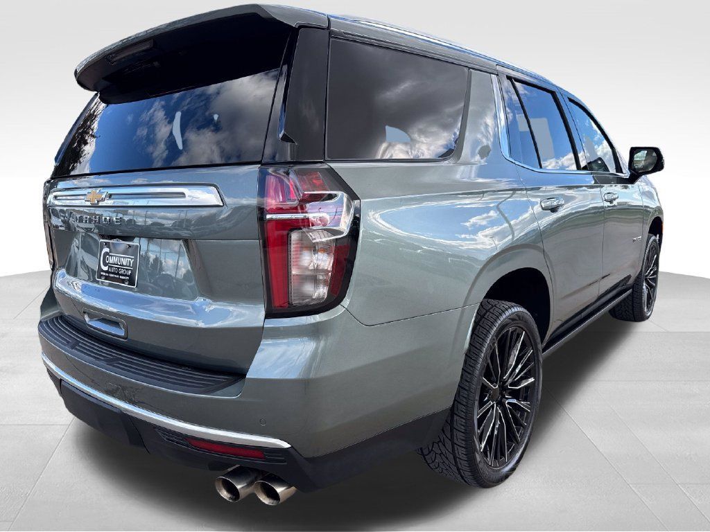 Used 2024 Chevrolet Tahoe High Country AWD/4WD image 5