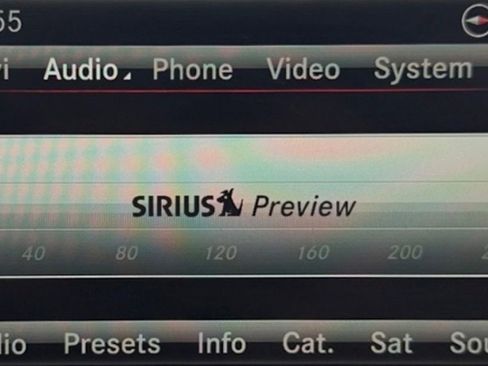 Used 2015 Mercedes-Benz GLA 250 4MATIC image 24