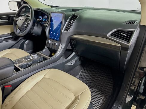 Used 2022 Ford Edge SEL w/ Convenience Package image 26