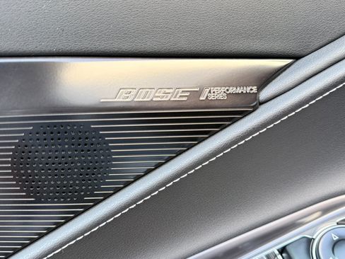 Used 2024 Chevrolet Corvette Stingray Preferred Cpe w/ Z51 Performance Package RWD image 9