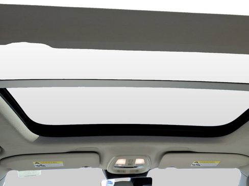 New 2026 Volvo XC40 B5 Plus w/ Protection Package Premier image 10