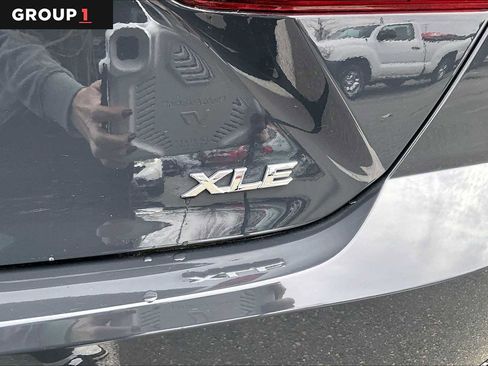 Used 2025 Toyota Camry XLE image 10