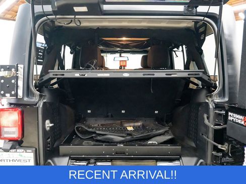 Used 2017 Jeep Wrangler Unlimited Sport w/ Connectivity Group image 8