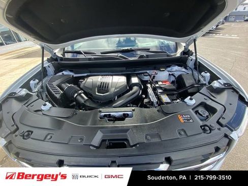 Certified 2025 GMC Acadia Elevation image 34