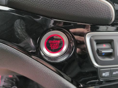 Used 2025 Honda Passport Black Edition image 18
