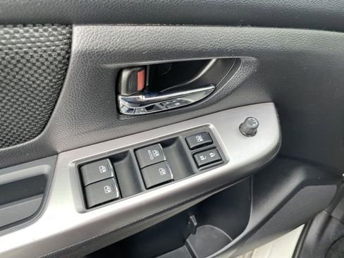 Used 2017 Subaru Crosstrek 2.0i Premium image 25