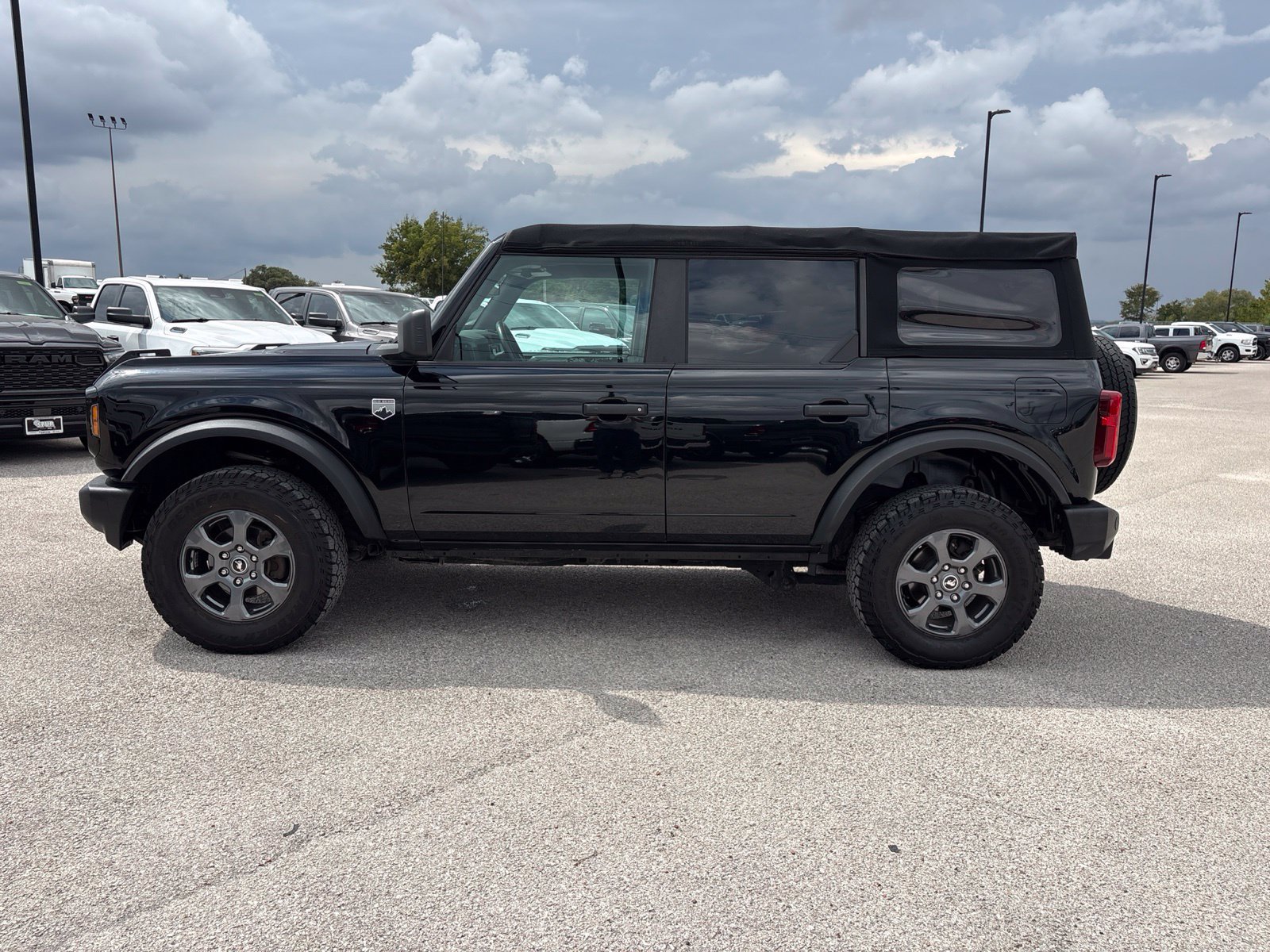 Used 2022 Ford Bronco Big Bend AWD/4WD image 2