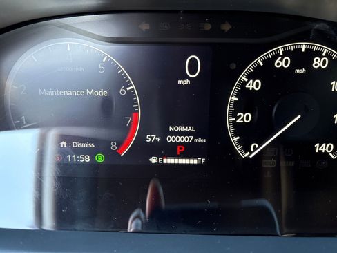 Used 2025 Honda HR-V Sport image 16