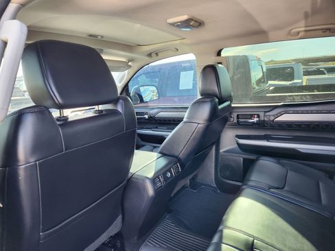 Used 2017 Toyota Tundra Platinum image 12