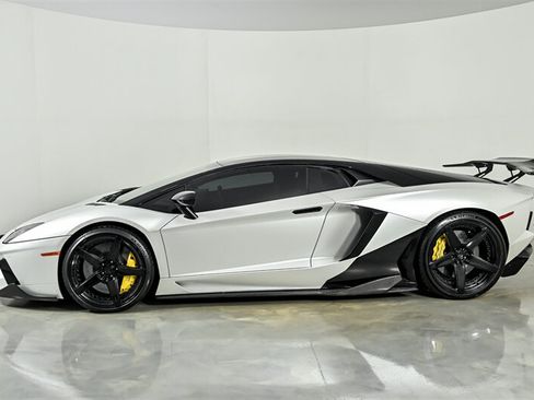 Used 2013 Lamborghini Aventador LP 700-4 AWD/4WD image 7