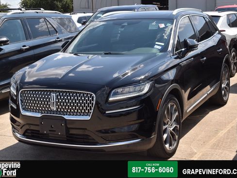 Used 2022 Lincoln Nautilus Reserve w/ Equipment Group 201A FWD image 1