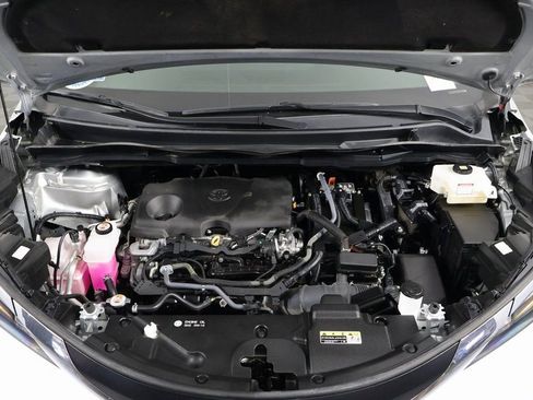 Used 2024 Toyota Sienna XLE image 16