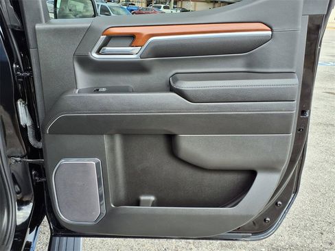 Used 2023 GMC Sierra 1500 Denali image 16