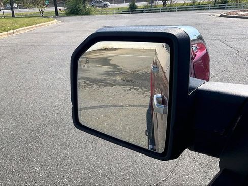 Used 2017 Ford F150 Lariat w/ Equipment Group 502A Luxury image 31