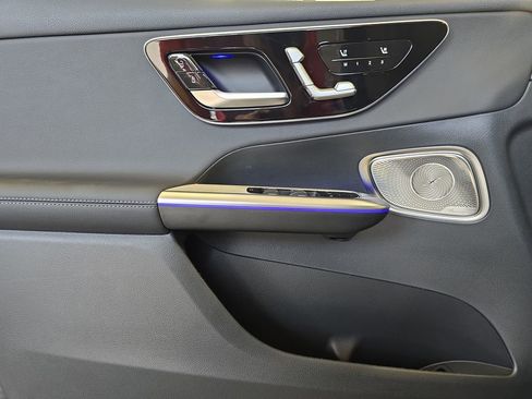 New 2026 Mercedes-Benz GLC 300 image 28