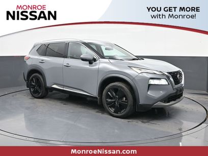 Used 2021 Nissan Rogue SL w/ Premium Package