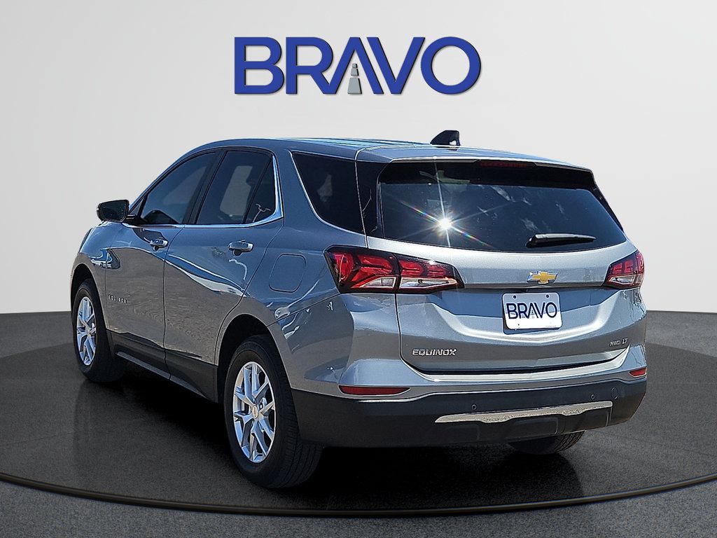 Used 2024 Chevrolet Equinox LT AWD/4WD image 3