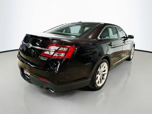 Used 2014 Ford Taurus Limited w/ Equipment Group 301A FWD image 6
