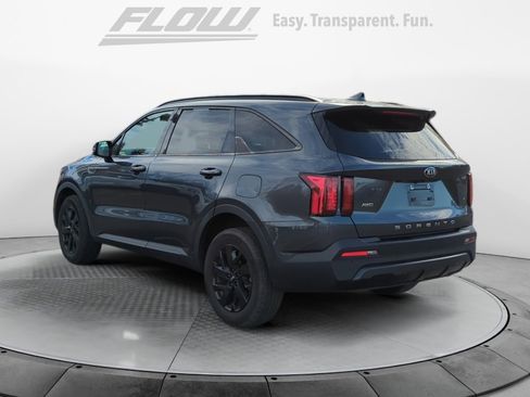 Used 2021 Kia Sorento S image 6
