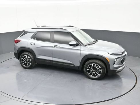 New 2026 Chevrolet TrailBlazer LT w/ Convenience Package FWD image 61