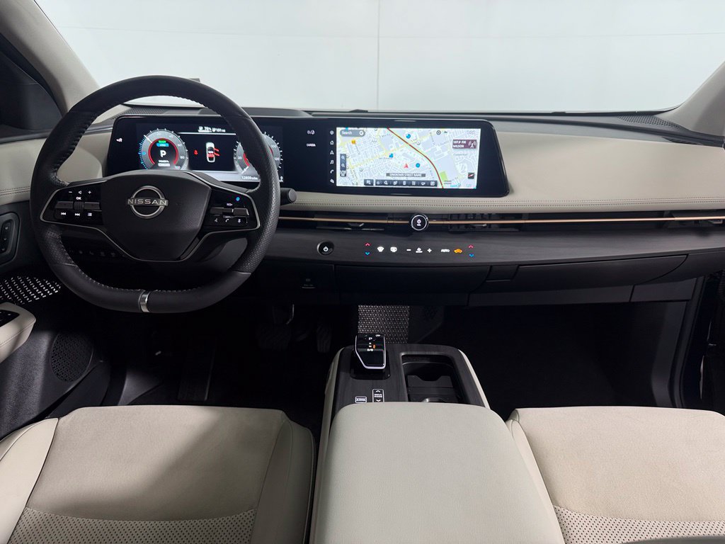 Used 2024 Nissan Ariya FWD image 14