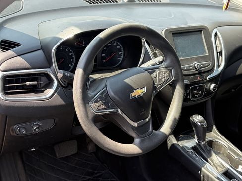 Used 2018 Chevrolet Equinox LT FWD image 7