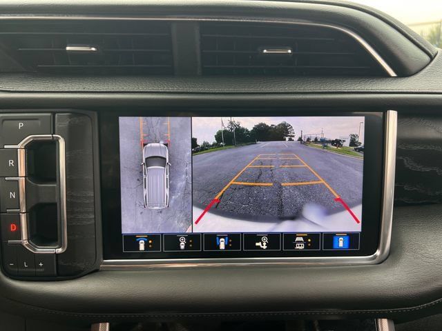 Used 2021 GMC Yukon Denali w/ Denali Premium Package RWD image 31
