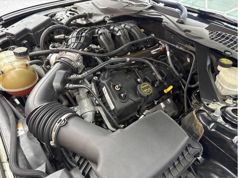 Used 2016 Ford Mustang Convertible w/ Equipment Group 051A RWD image 18