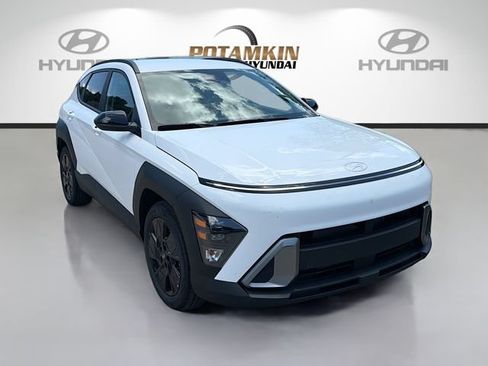 New 2026 Hyundai Kona SEL Sport FWD image 3