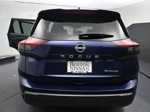 Used 2024 Nissan Rogue SV AWD/4WD image 10