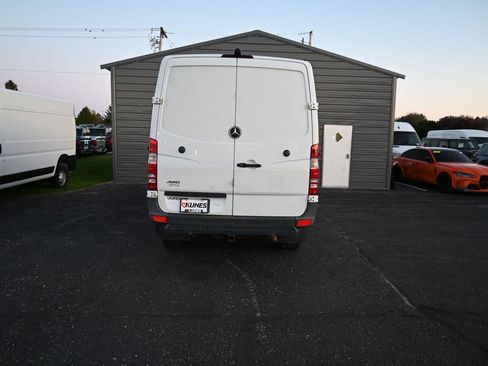 Used 2017 Mercedes-Benz Sprinter 144 Cargo image 18