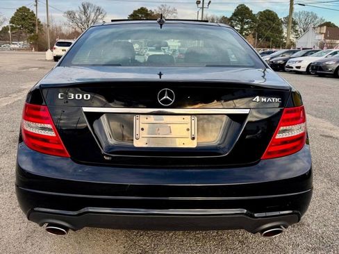Used 2012 Mercedes-Benz C 300 4MATIC Sedan image 4