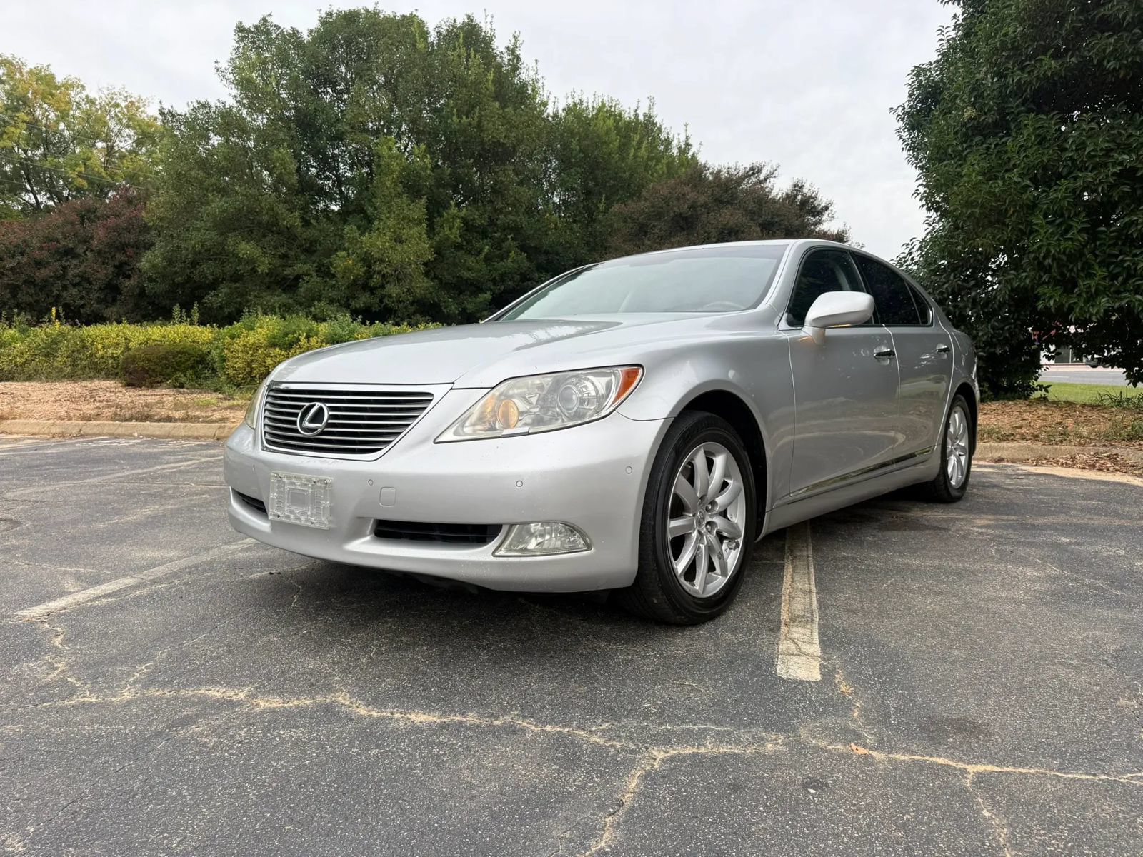 Used 2009 Lexus LS 460 AWD w/ Comfort Seating Pkg image 1