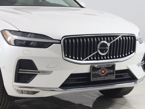 Used 2023 Volvo XC60 B5 Plus w/ Climate Package image 38