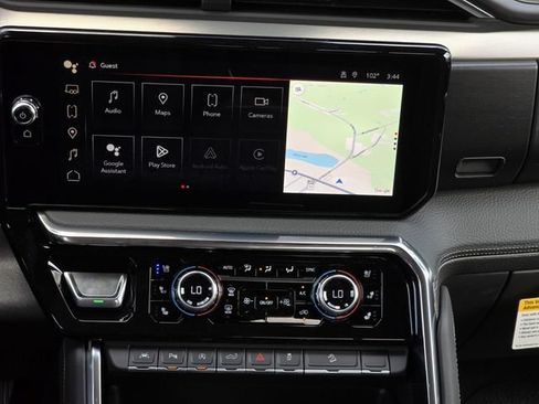 New 2026 GMC Sierra 1500 Denali w/ Technology Package AWD/4WD image 14