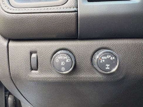 Certified 2022 GMC Canyon Denali image 33