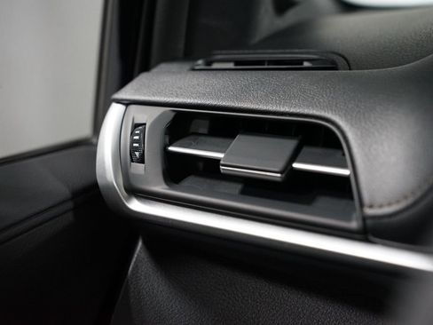 New 2026 Toyota Sienna Limited image 25