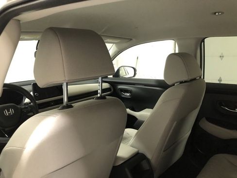New 2026 Honda HR-V LX image 16