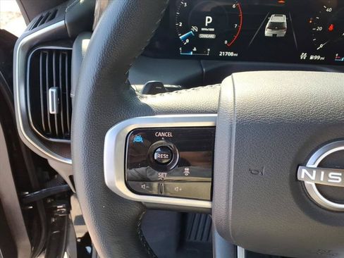 Used 2025 Nissan Armada Platinum AWD/4WD image 20
